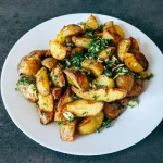 Як приготувати хрустку картоплю в духовці